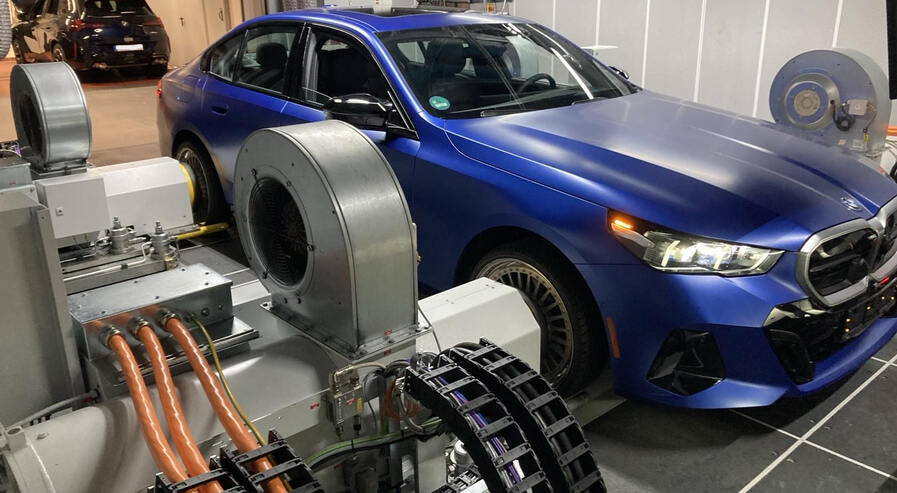 Antriebsstrangprüfstand Road-2-Rig